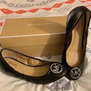 NWT Michael Kors Fulton Quilted Flats - black 6.5